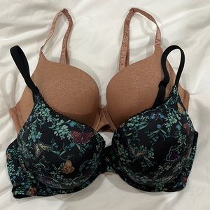 Set of Victoria Secret Bras